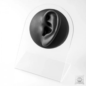 Силиконовая модель черная Ухо левое