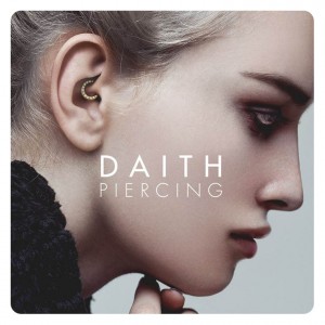 Пирсинг Дейс (Daith Piercing) Пирсинг Дейс (Daith Piercing)